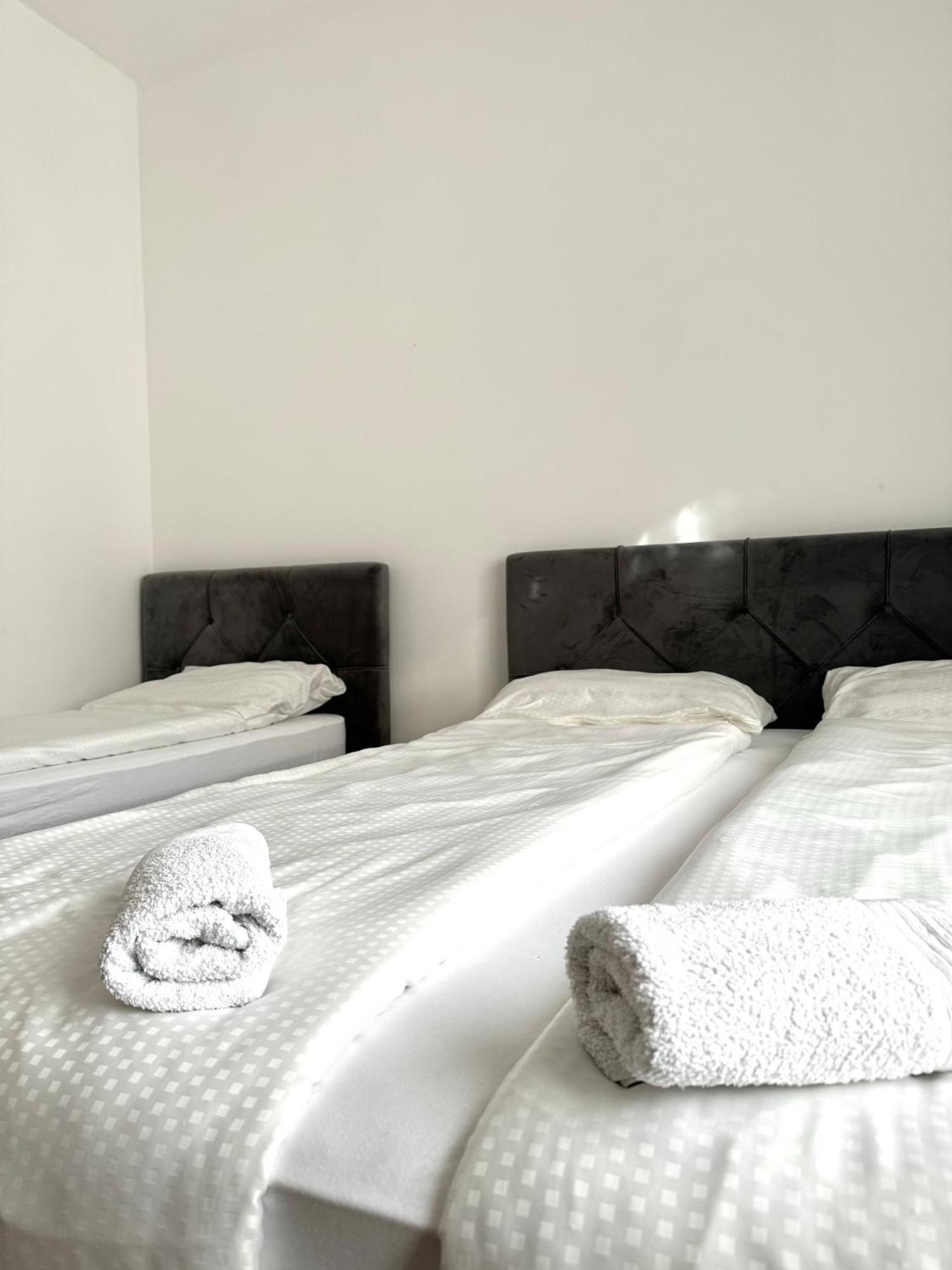 L&L Rooms Марібор Екстер'єр фото